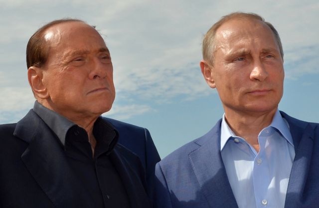 Βόλτα με τον Πούτιν κάνει ο Μπερλουσκόνι στην προσαρτημένη Κριμαία